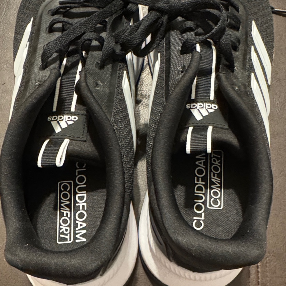 Adidas Men's Black and‎ White CloudFoam Comfort Athletic Shoes - Picture 2 of 5